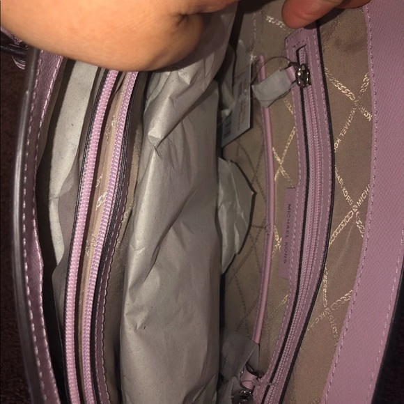 Michael Kors Handbag - Picture 7 of 8